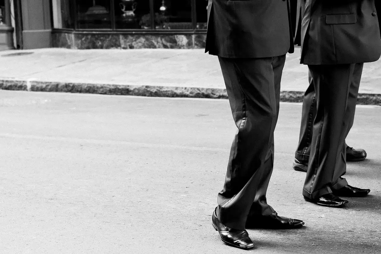 Pantalon Blanc Homme : Style et Confort Assurés